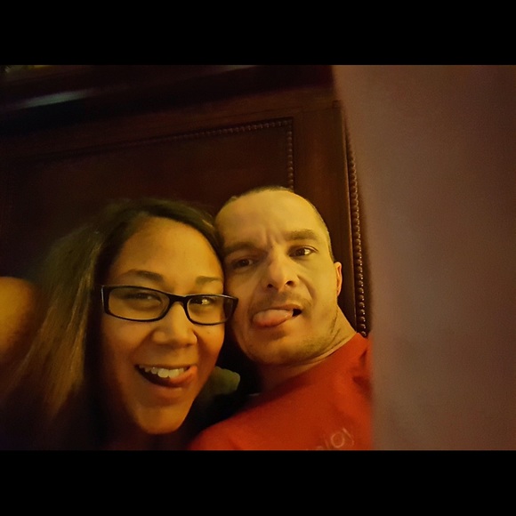 Meet your Posher, Cynthia - Picture 4 of 4